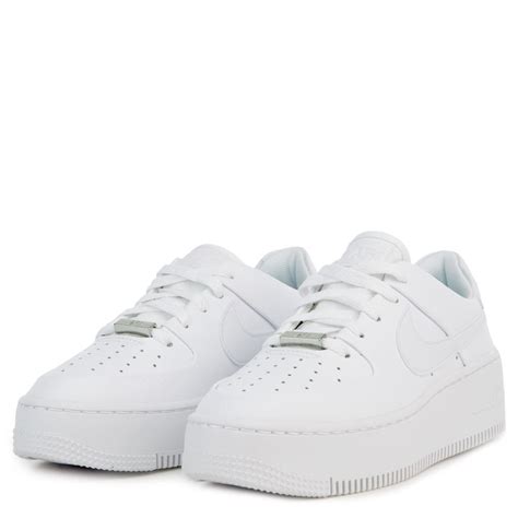 nike airforce weiß sage low white